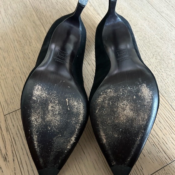 Stuart Weitzman Suede Black Pumps - Picture 7 of 7